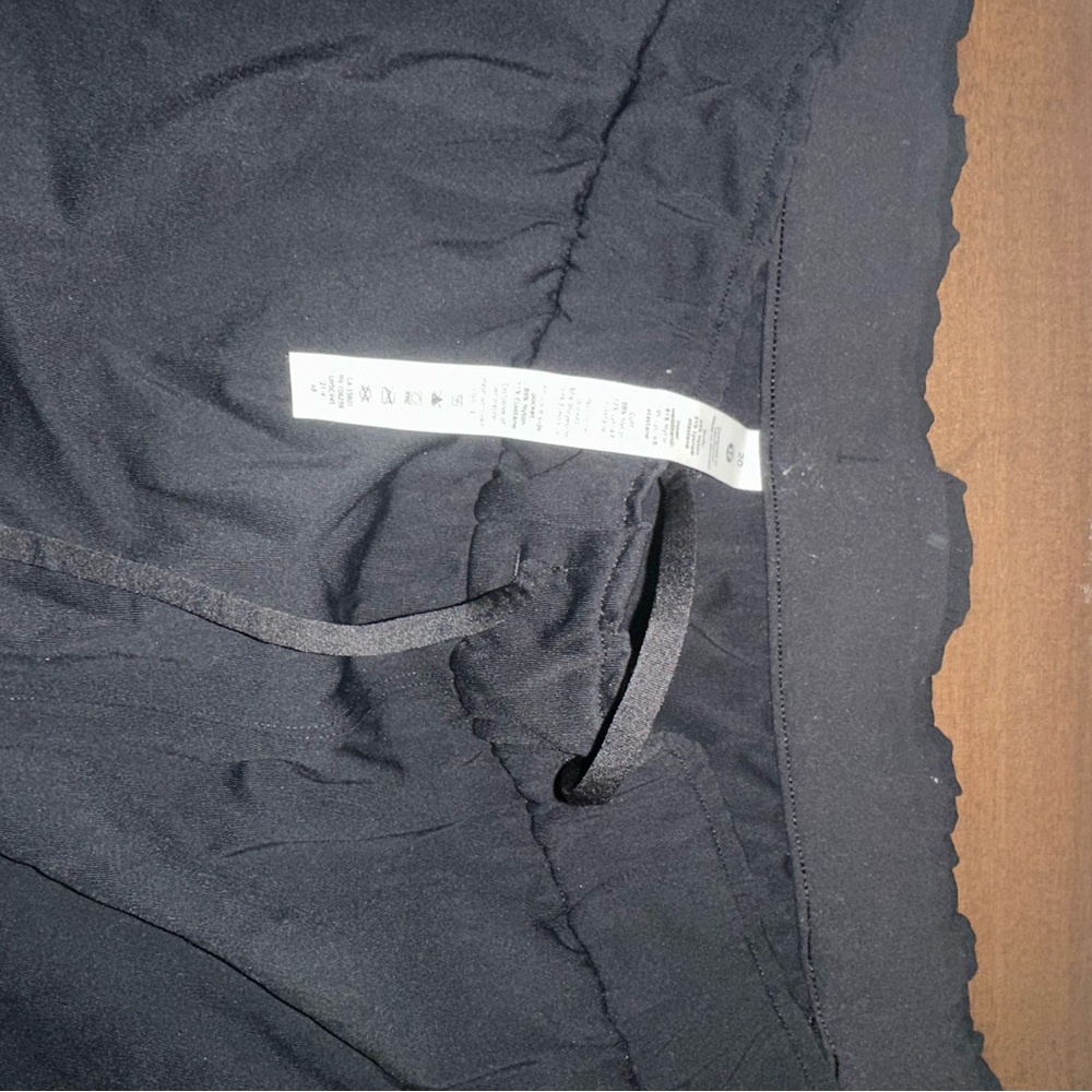 lululemon track pants size 20 good condition!